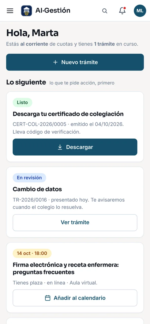 Inicio del colegiado en el móvil: estado de cuotas, certificado listo y trámite en revisión